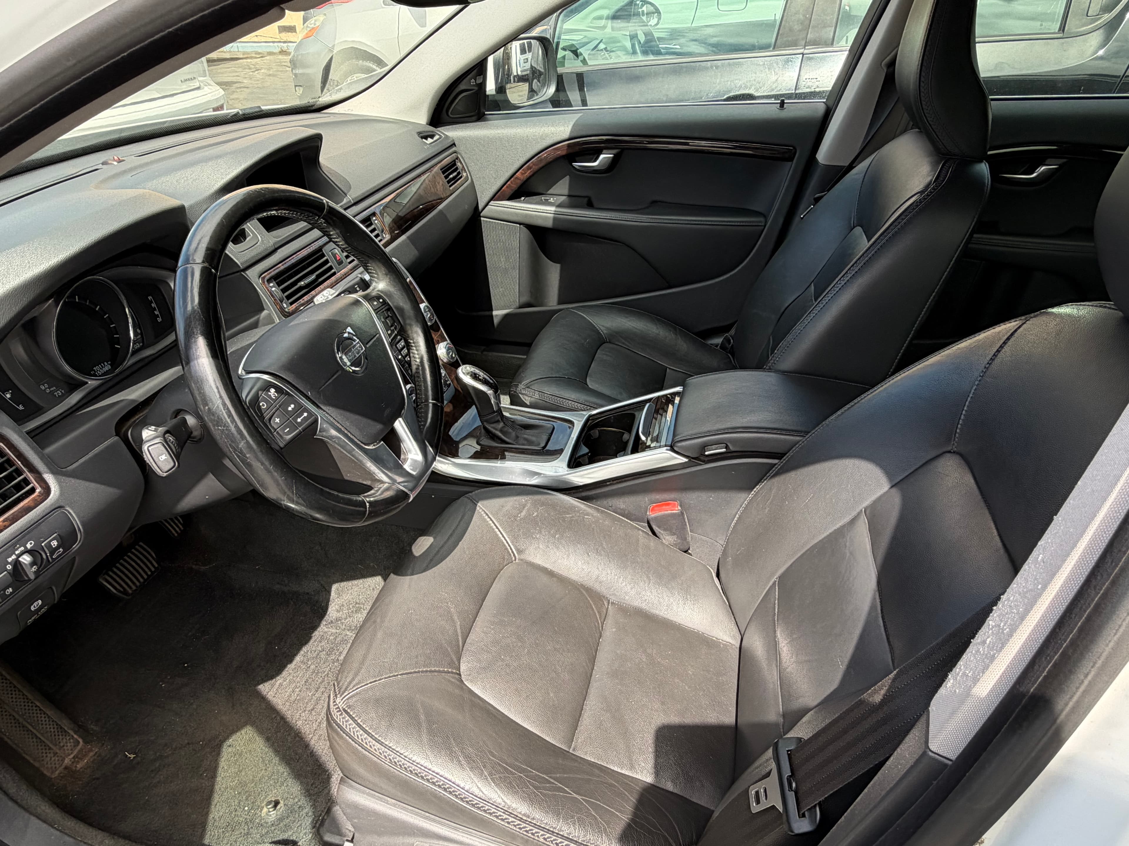 2015 Volvo XC70 T6 Platinum thumbnail 5