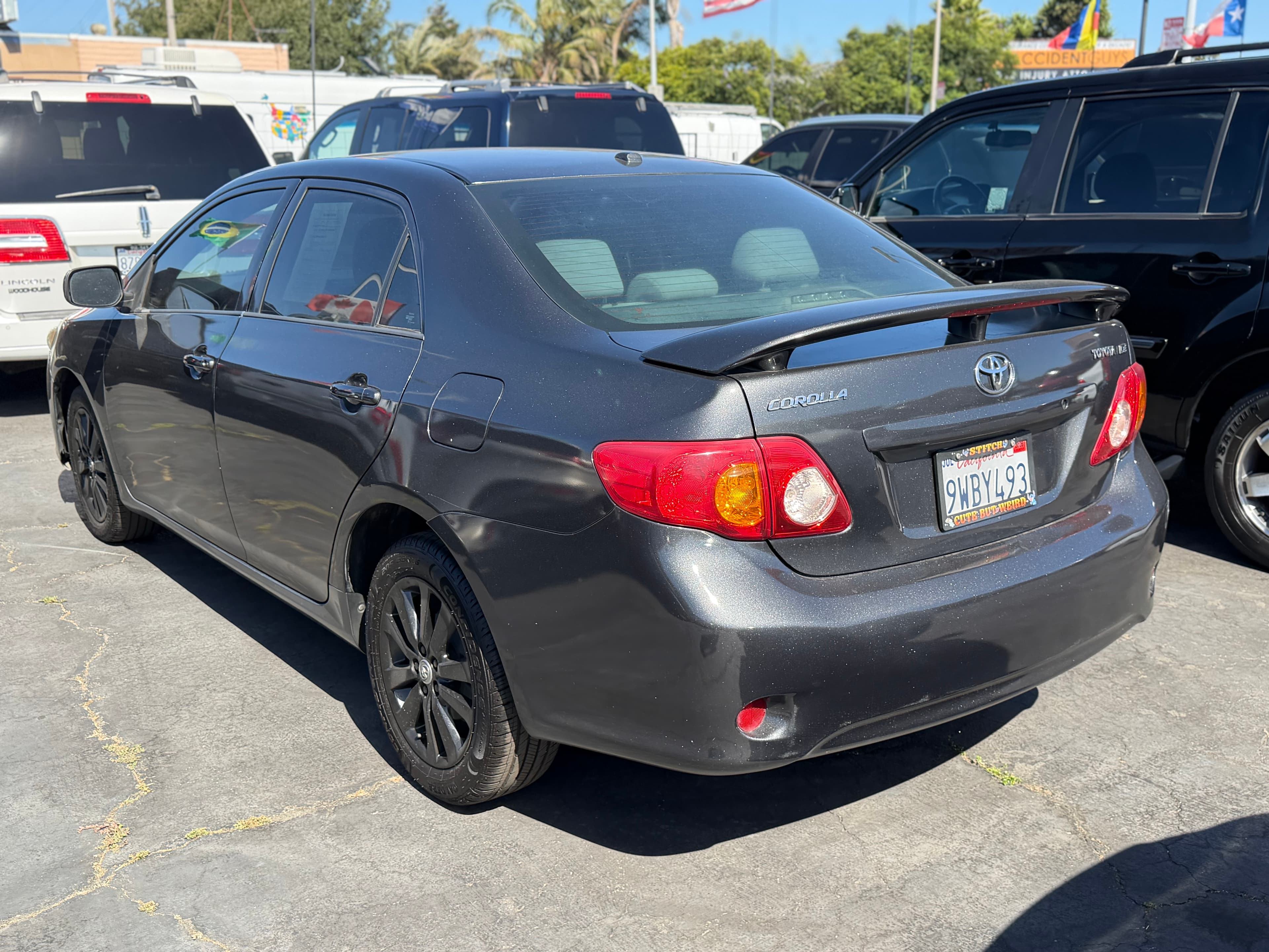 2009 Toyota COROLLA LE thumbnail 3