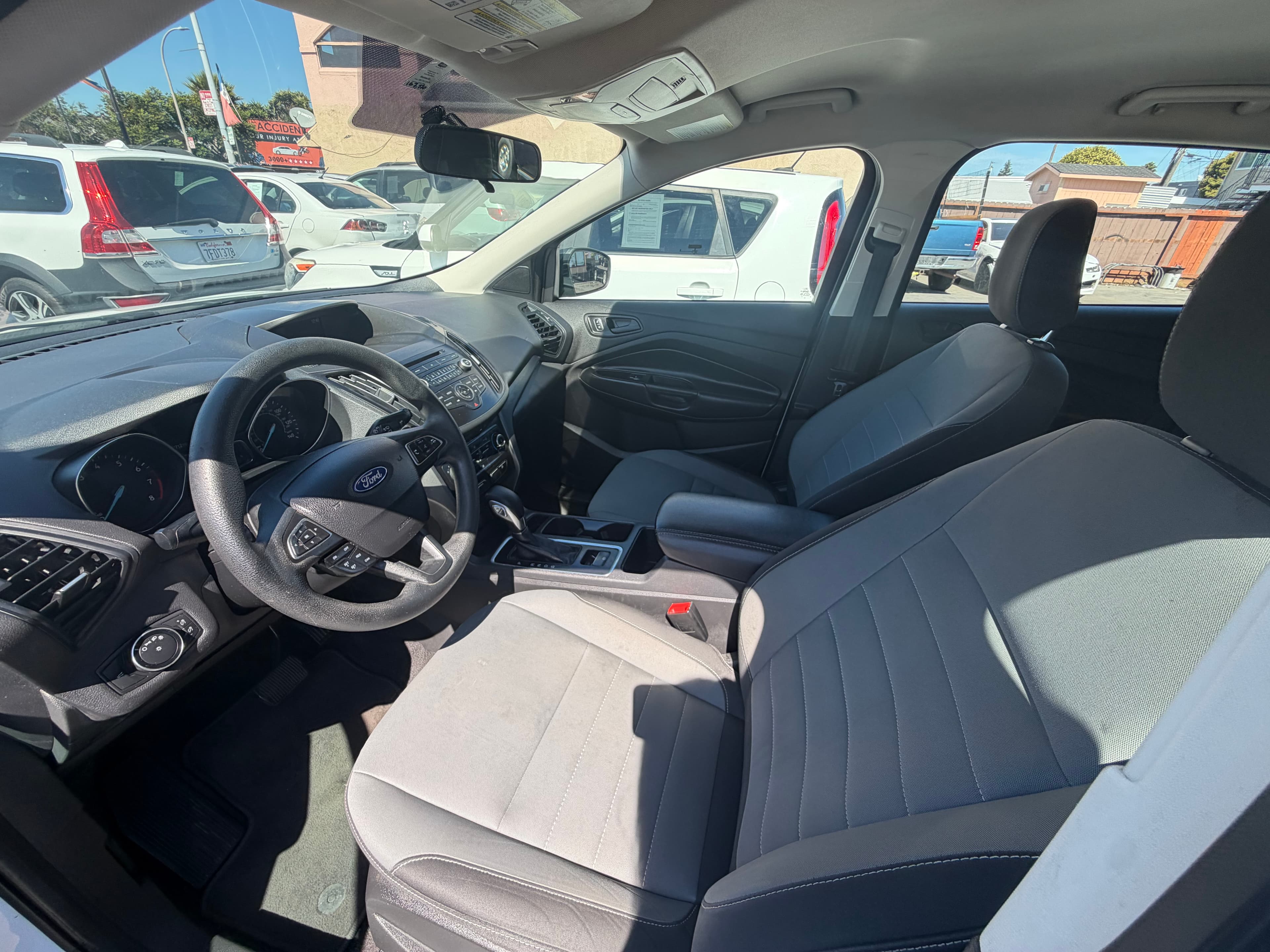 2018 Ford ESCAPE S thumbnail 5